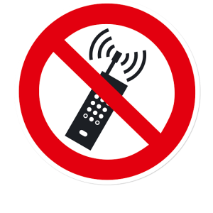 Verbotszeichen Eingeschaltete Mobiltelefone verboten nach DIN EN ISO 7010 - P 013