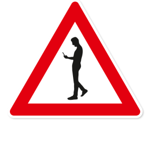 Verkehrsschild Smombie - Aufstellung rechts (Fußgänger mit Handy)